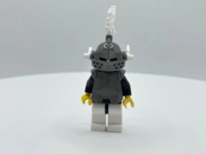 LEGO Castle Knight White Dragon Plumes Minifigure - cas167 - Set 6086 - Picture 1 of 4