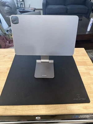 KUXIU X33 Pro Max Foldable Magnetic Stand With Charging for iPad Pro 13" M4 - Image 1 of 4