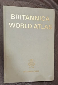 VTG 1967 BRITANNICA WORLD ATLAS INTERNATIONAL 17.68 - 367 PAGES W/FOLD OUT PAGES - Imagen 1 de 11