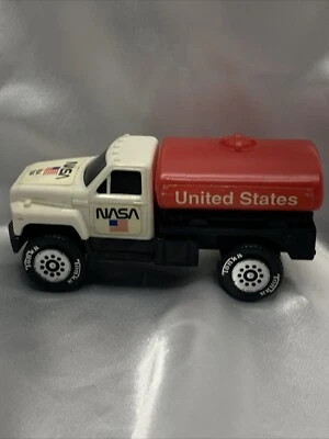 Tonka 1988 США NASA БЕНЗОВОЗ ТОПЛИВОЗАПРАВЩИК США 1328 ПЛАСТИК - Изображение 1 из 4