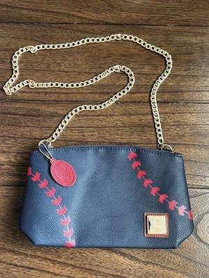 Official St Louis Cardinal Baseball Crossbody Purse Busch Stadium Giveaway - Image 1 of 4