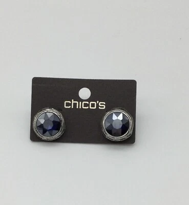Chico's 银色/蓝色纽扣耳环全新无标签 — 第 1/2 张图片