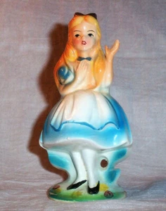 Figura de Alicia en el país de las maravillas 1960, Walt Disney Lewis Carrol, más de 5" de alto - Imagen 1 de 11
