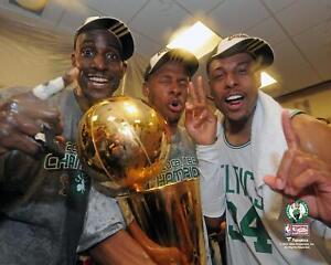 Kevin Garnett Boston Celtics Unsigned 2008 Champship