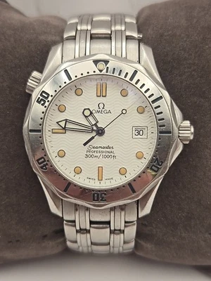 Omega Seamaster 300 White Date Dial 38mm Swiss-made Quartz Men's Watch 196.1502 - Image 1 of 4