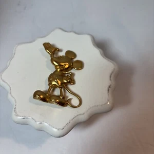 VTG Signed DISNEY Matte Gold MICKEY MOUSE Brooch -Hand Up/Full Body - MINT - Picture 1 of 2