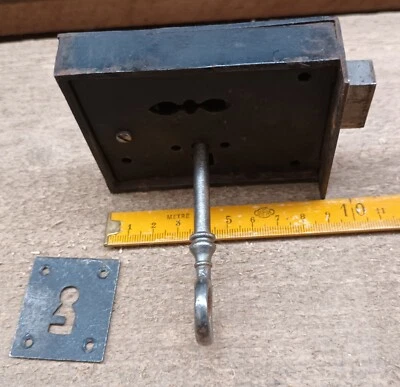 ANCIENNE SERRURE POUR ARMOIRE Neuf De Stock  - Photo 1/4