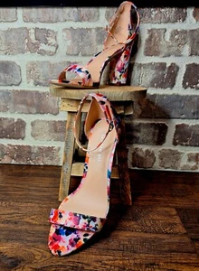 EUC Madden Girl Floral Beella Block Heel Ankle Strap Sandals Size 9.5 - Picture 1 of 18