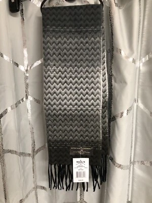 Bufanda chevron negra y gris Foto 1 de 4