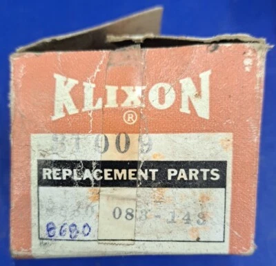 NOS Klixon Motor Starting Relay  8680-083-143 M4A C6360-122 3T009 - Image 1 of 4