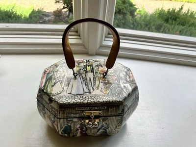 Cartera de madera vintage decoupage condado pista de carreras escena Lucite mango octágono Foto 1 de 4