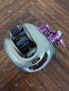 Shimano Metanium DC Reel Junk No Handle Used Lightweight Smooth Grits - Picture 1 of 8