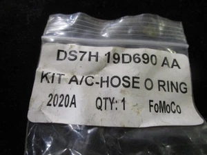 NEW GENUINE FORD DS7H-19D690-AA A/C SYSTEM GASKET SEALS - Picture 1 of 2