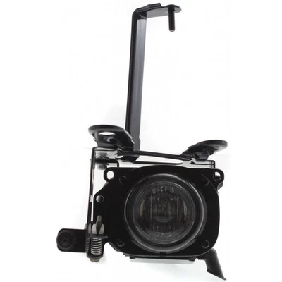 TO2592110 Fits 1999-2002 Toyota 4RUNNER Driver Side Fog Light Bulbs Incl. - Image 1 of 4