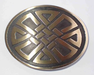 NICE HANDMADE ACID ETCHED CELTIC OVAL KNOT BELT BUCKLE - Picture 1 of 2