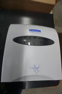 Kimberly Clark Distributore Asciugamani Hard Roll Professional Sanitouch - Bianco SENZA CHIAVE - Foto 1 di 11