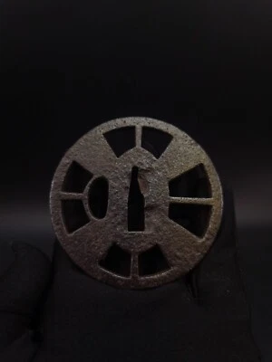 Padrão de roda japonesa Tsuba para período Wakziashi Edo antigo A202 - Imagem 1 de 4