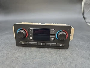 2003-06 Silverado Sierra Escalade A/C Heat Digital Climate Control C4-453 - Picture 1 of 9