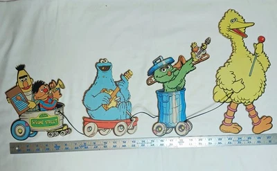 Vtg Sesame Street Muppets BIG BIRD Bert Ernie OSCAR cardboard wall hanging 1970s - Image 1 of 4