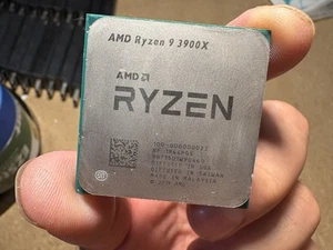 Processeur AMD Ryzen 9 3900X - Photo 1/2