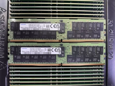 M393AAG40M32-CAE Samsung 128GB 2S2RX4 DDR4 PC4-3200AA RDIMM Server RAM Memory - Image 1 of 3