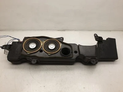 99 丰田 LANDCRUISER 后部低音炮 86150-60040 — 第 1/4 张图片