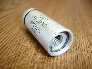PARKER / TELEDYNE REPUBLIC CARTRIDGE CHECK VALVE 409-10D2-6 - Picture 1 of 1