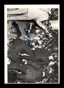 1964 Topps Beatles B and W #125 John   EX+ X2605126