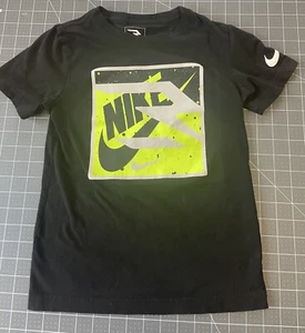 Boys Size Small Nike Tshirt - Picture 1 of 6