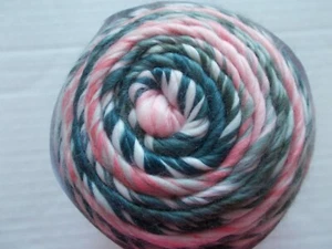 Herrschners Soho Classic Spun gradient yarn, Illuminate, 1 cake (7 oz) - Picture 1 of 3