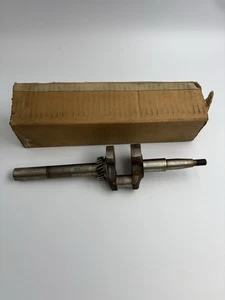NOS Clinton OEM 46-37 Crankshaft 4403 - Picture 1 of 6