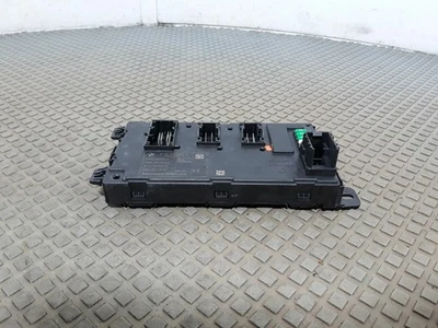 BMW 3 SERIES SAM Rear Comfort Control2012-2019 - Image 1 of 4