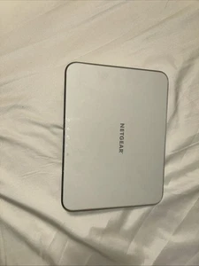 NETGEAR VMB3000 Arlo Base Station - Picture 1 of 3
