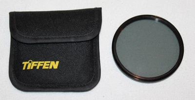 Tiffen 77mm Polarizer camera Filter USA in case - Image 1 of 4