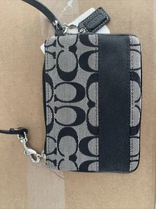 COACH SIGNATURE STRIPE WRISTLET F42618 SMALL WHITE/BLACK - Picture 1 of 9