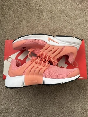 W Nike Air Prestos Foto 1 de 4