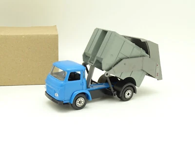 NOREV Plastica Sb 1/43 - Saviem Sg 4 Camion Immondizia/Bidoni Blu N.101 - Immagine 1 di 4