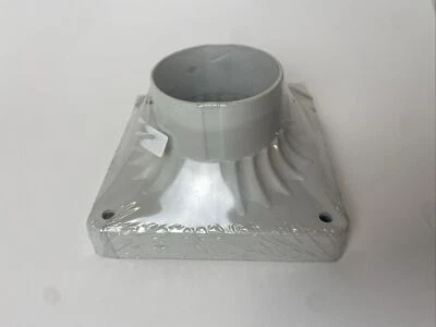 Adaptador de montaje de muelle de aluminio fundido con base de montaje en muelle Portfolio en acabado blanco  Foto 1 de 3