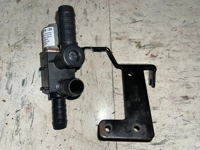 2019-2024 Ford Edge 2.0L Auxiliary Water Coolant Pump OEM - Image 1 of 3