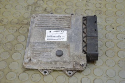 25687 Centralina motore Opel Corsa D 1.3 CDTi dal 2006 al 2014 cod 55568383 mjd6 - Immagine 1 di 4