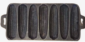 Cornbread Vintage Rusty Corn Cobs Cast Iron- 7.S Country Decor Unbranded - Picture 1 of 4