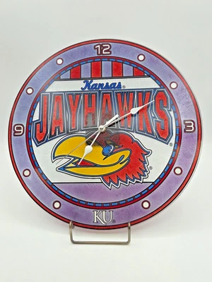 Hermoso Reloj de Pared Universidad de Kansas Jayhawks Azul Rojo Arte Vidrio 12" Foto 1 de 4