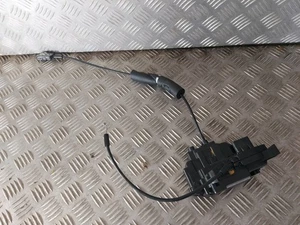 Serrure Fermeture Porte Arrière Droite - RENAULT SCENIC III (3) COURT - Picture 1 of 4