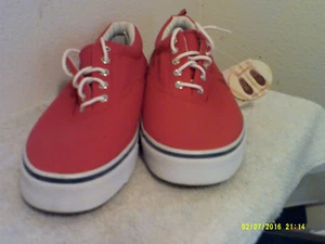 BRAND NEW MEN'S OP RED CASUAL CANVAS SHOES w/ LACES - Picture 1 of 7
