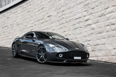 1:18 HENSON & HEAVEN ASTON MARTIN VANQUISH ZAGATO METALLIC GREY No MR BBR 20/60 - Image 1 of 4