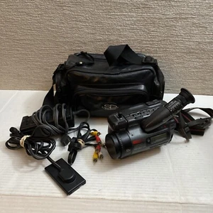 Nikon VN-750 Hi8 Action-8 LCD 8mm Video Camcorder Record 10x Zoom READ INFO!! - Picture 1 of 21