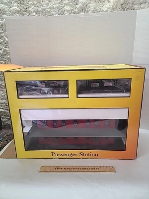 MTH Rail King O Gauge 30-9014 Passenger Station w/ Dual Platforms New Open Box - Image 1 of 4