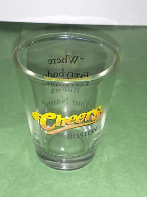 Vaso de chupito vintage Cheers Boston "Donde todos saben tu nombre" de 2,5"  Foto 1 de 4
