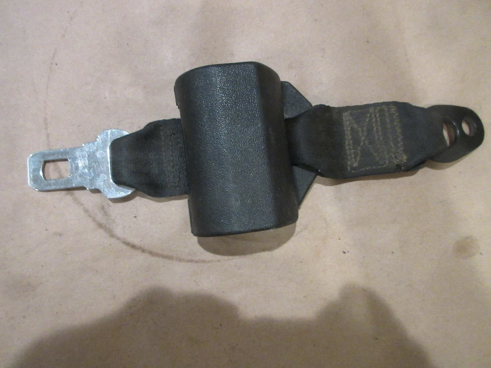 法拉利 Mondial 3.2,Mondial t- 后座带 -P/N 61245500 — 第 1/4 张图片