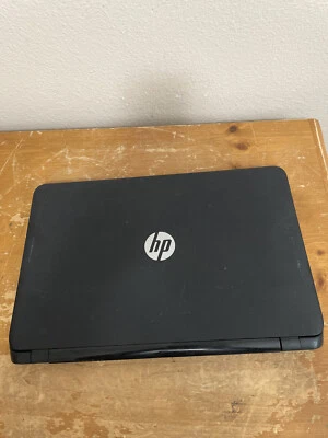 Notebook PC HP 15 RTL8188EE 15.6" AMD A8-7410 2.2GHZ | 4GB RAM 450GB HDD Foto 1 de 4